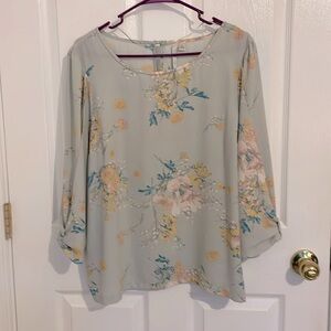 LC Lauren Conrad Floral Print Neutral XL Top Gray Blue Yellow Boxy Draped Sleeve